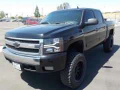 BUY CHEVROLET SILVERADO 1500 2007 4WD CREW CAB 143.5