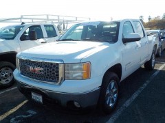 BUY GMC SIERRA 1500 2011 4WD CREW CAB 143.5