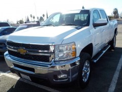 BUY CHEVROLET SILVERADO 2500HD 2011 4WD CREW CAB 153.7