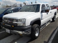 BUY CHEVROLET SILVERADO 2500HD 2003 CREW CAB 167